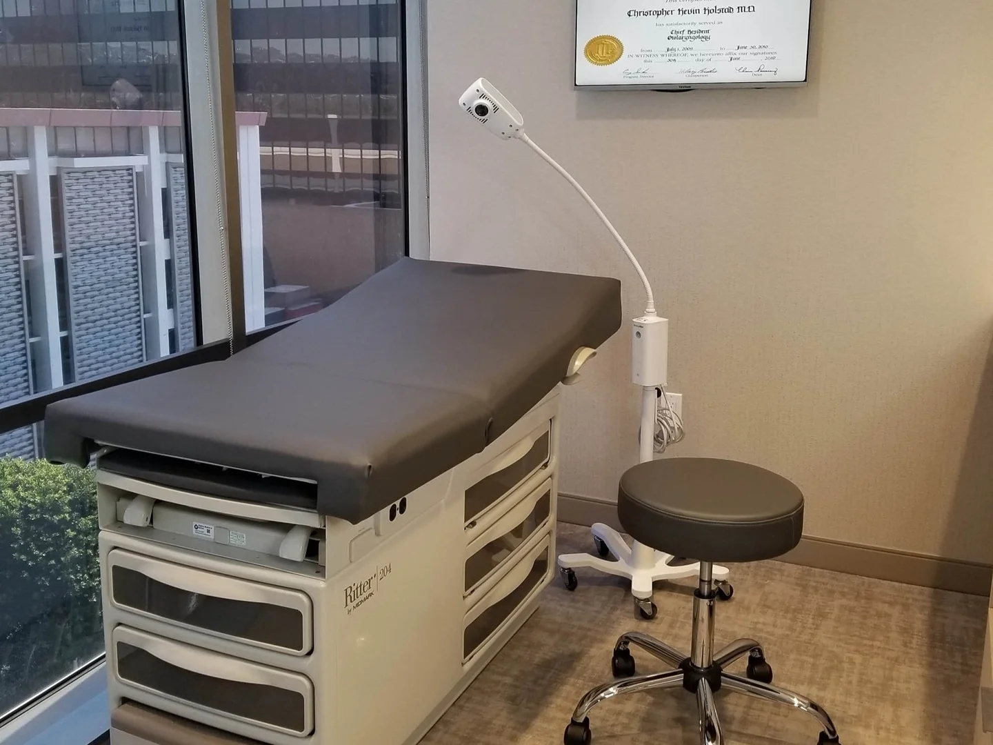 lean medical practice minimalist modern medical office - The Lean Medical Practice: How to Run Without a Full-Time Staff