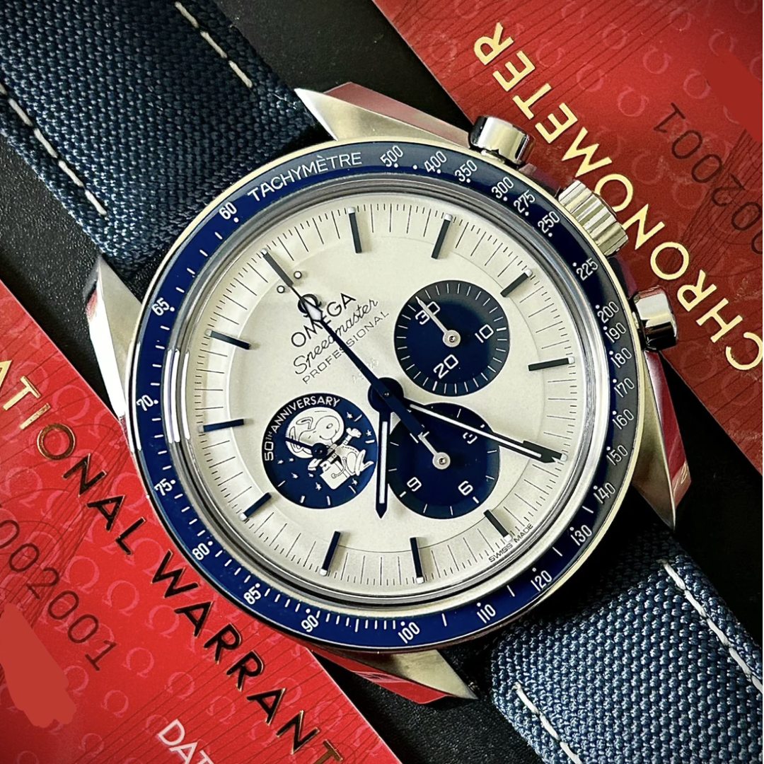 user-inserted Omega Speedmaster Silver Snoopy Award