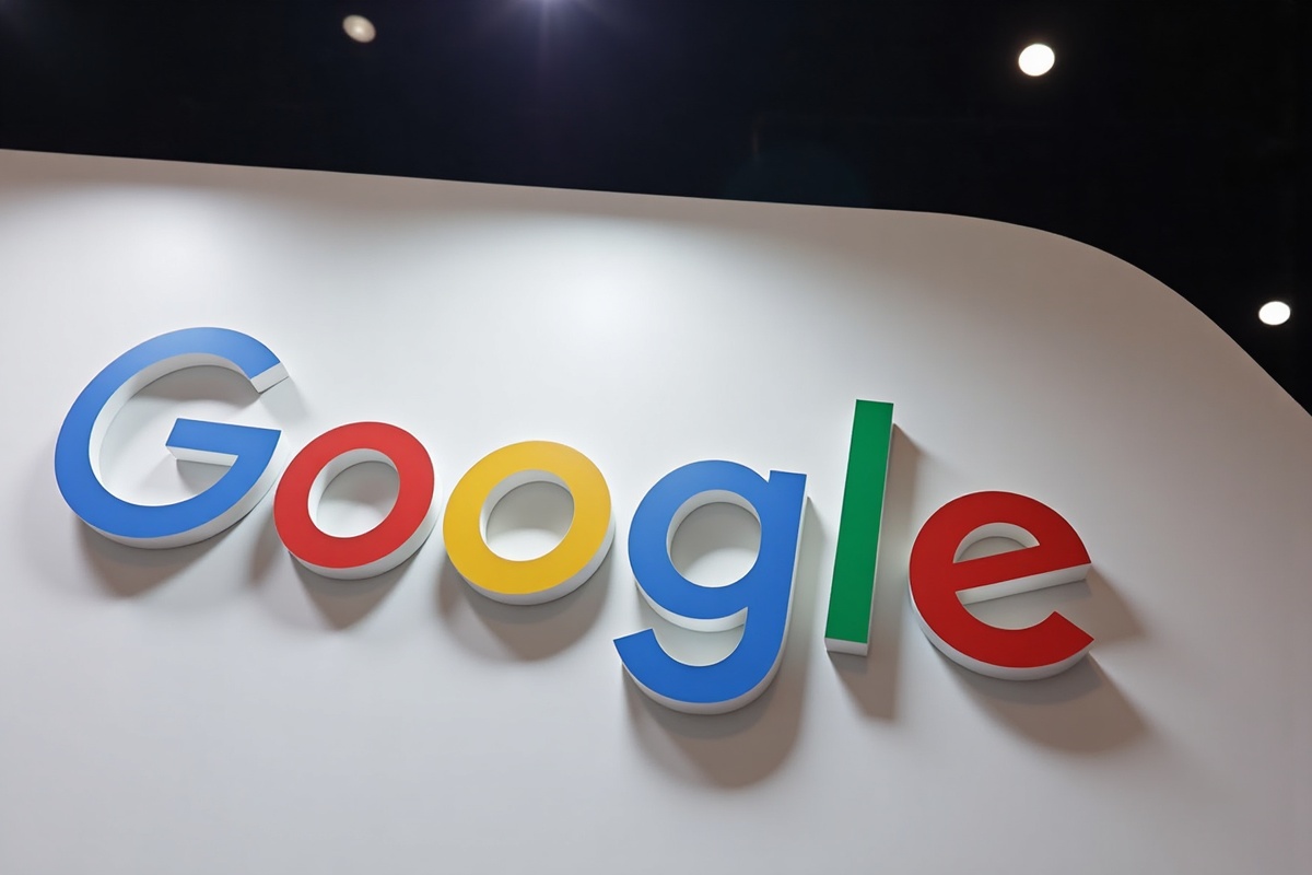 Illustration för artikeln om Google stämmer påstådd AI-driven bedrägeriverksamhet