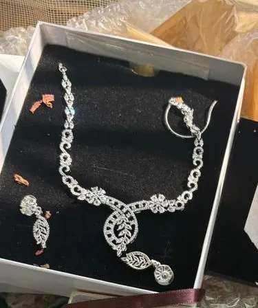 Customer photo from Aaditri