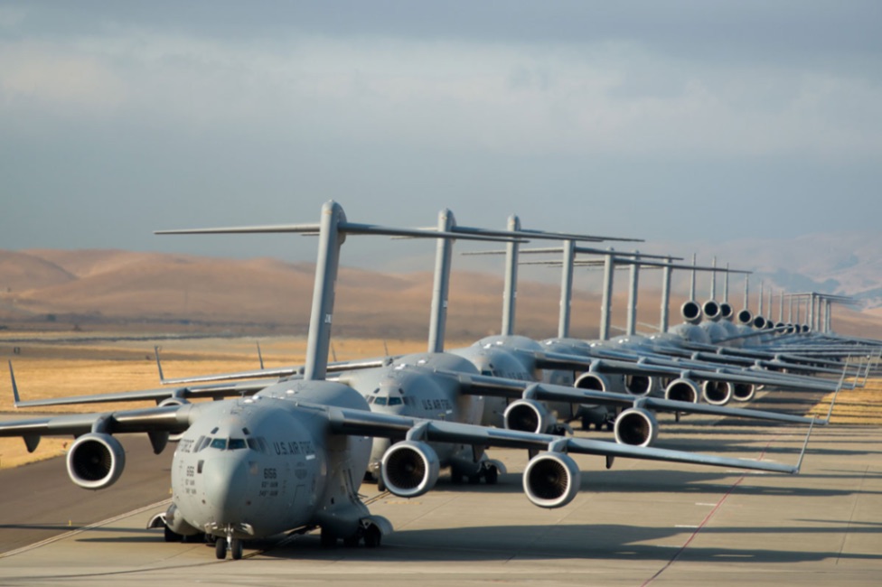 İsrail 'Demir Darbe Operasyonu'nu Onayladı: Bölgede Askeri Hareketlilik ve Havacılık Sektörüne Etkileri