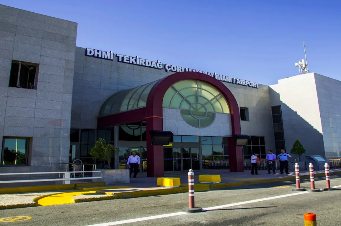 Tekirdağ'da Fırtına Vurdu: Eğitim Uçuşları İptal!