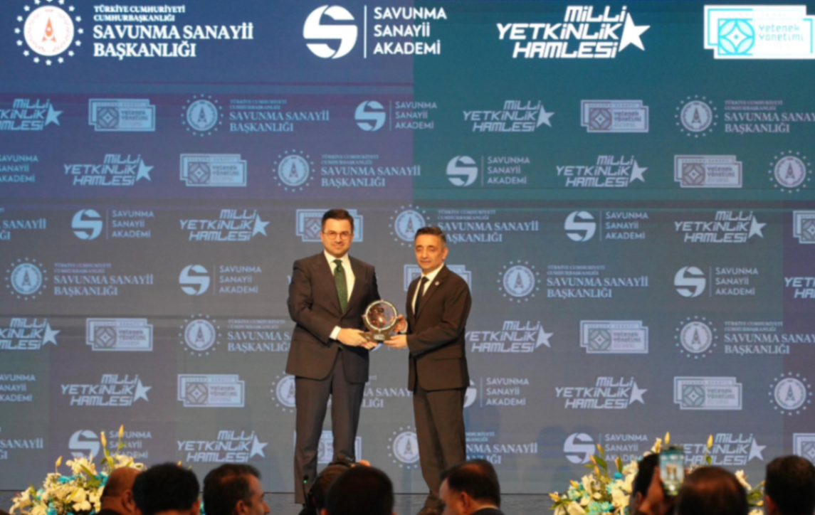 HEAŞ'tan Savunma Sanayii Yetenek Zirvesi'nde Ödül: Milli Yetkinlik Hamlesi Vurgusu