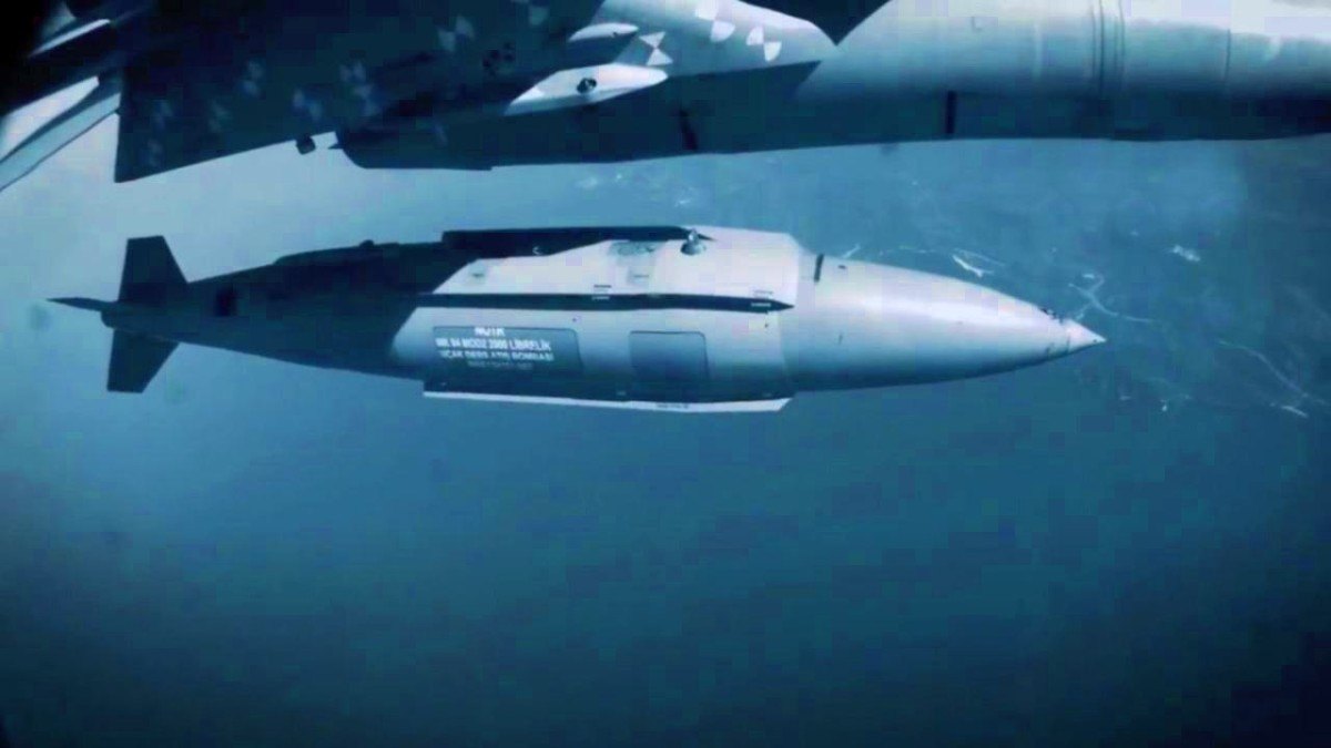 F-16'dan Atılan ASELSAN KGK-84 Tam İsabet: Milli Güç Perçinleniyor