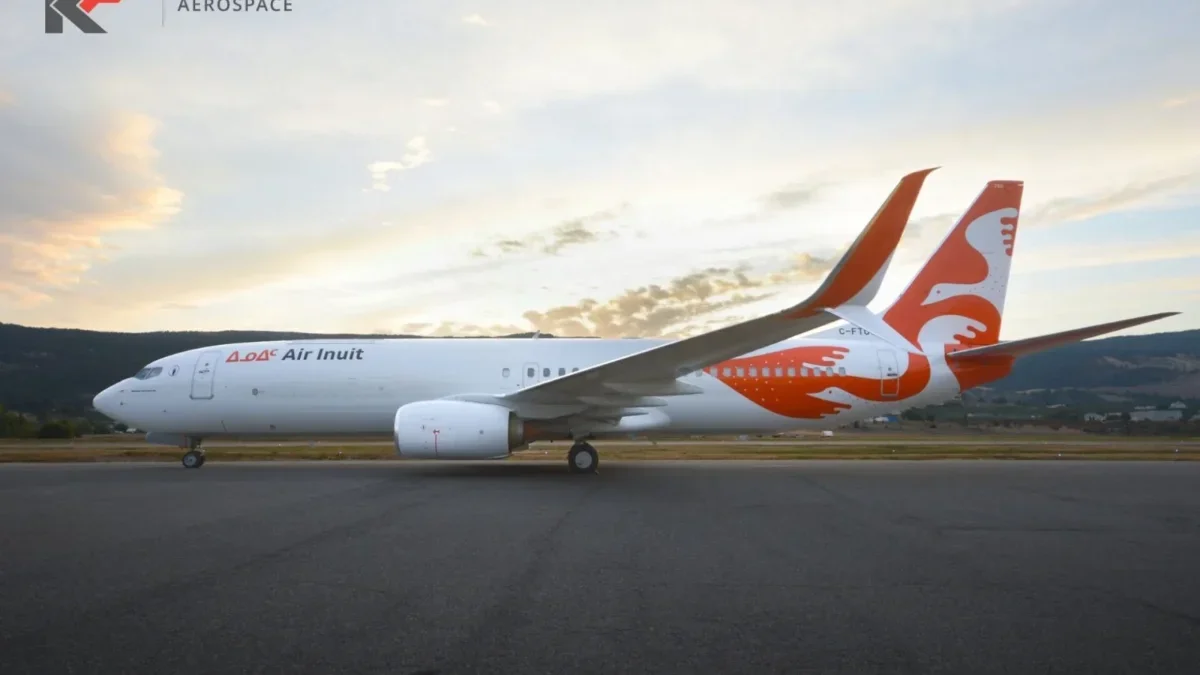 Dünyanın İlk Boeing 737-800 Combi Yolcu-Kargo Uçağı Hizmete Girdi