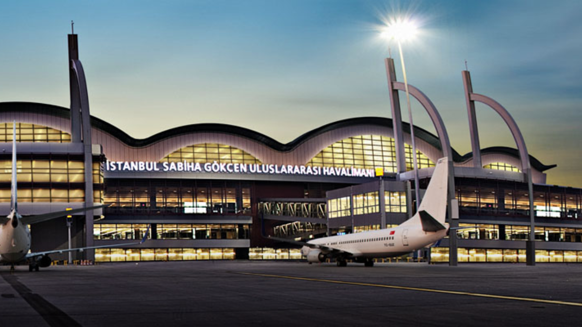 🔵 Sabiha Gökçen’de 2025 Rekorlarla Tamamlandı: 48 Milyon Yolcu Sınırı Aşıldı!