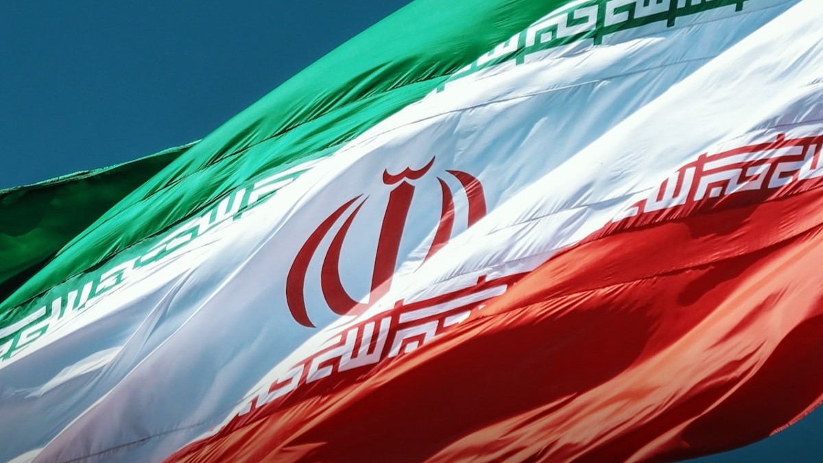 Trump'tan İran'la Ticarete %25 Gümrük Vergisi Darbesi