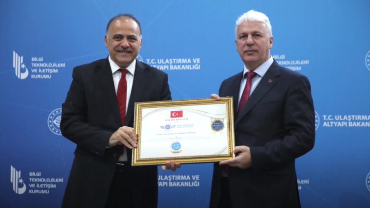 SHGM Dijital Dönüşümde Zirveye Taşıdı: Başarı Belgesiyle Ödüllendirildi