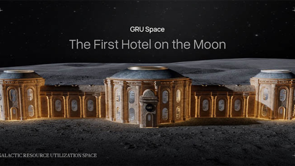 Ay Oteli İçin 1 Milyon Dolarlık Rezervasyonlar Başladı