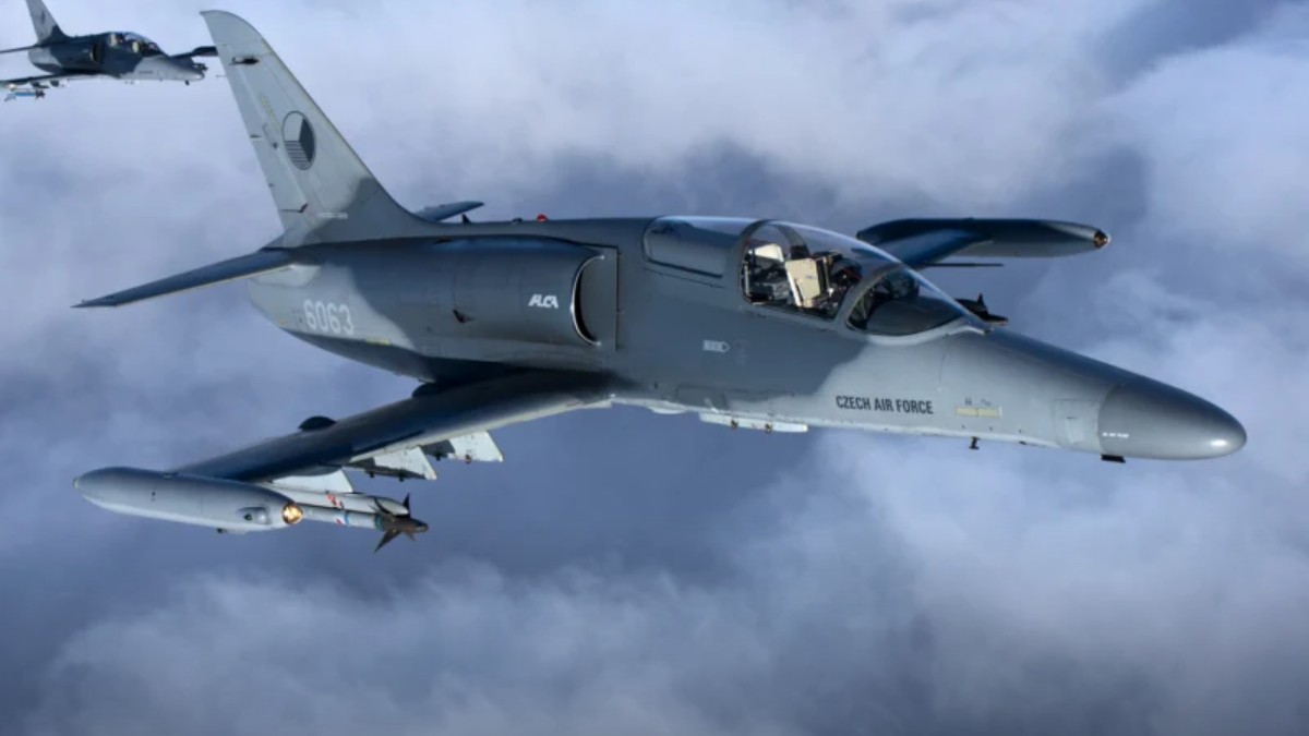Çek Cumhuriyeti Ukrayna'ya Drone Avcısı Jetler Mi Gönderiyor?