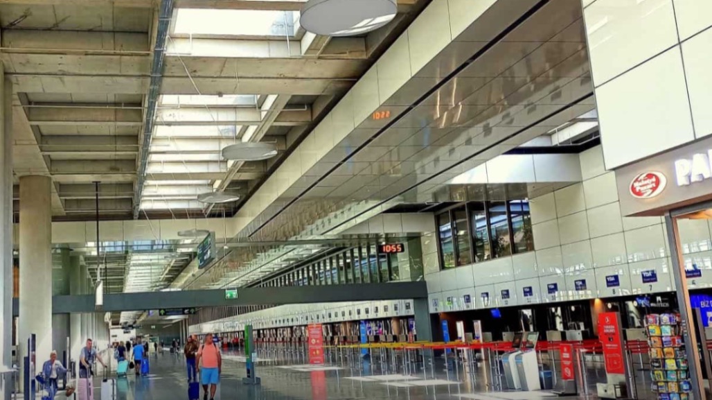 Dalaman Havalimanı 2025'te Rekorları Zorladı: 5.6 Milyon Yolcu Ağırladı - Antalya Havalimanı Haberi