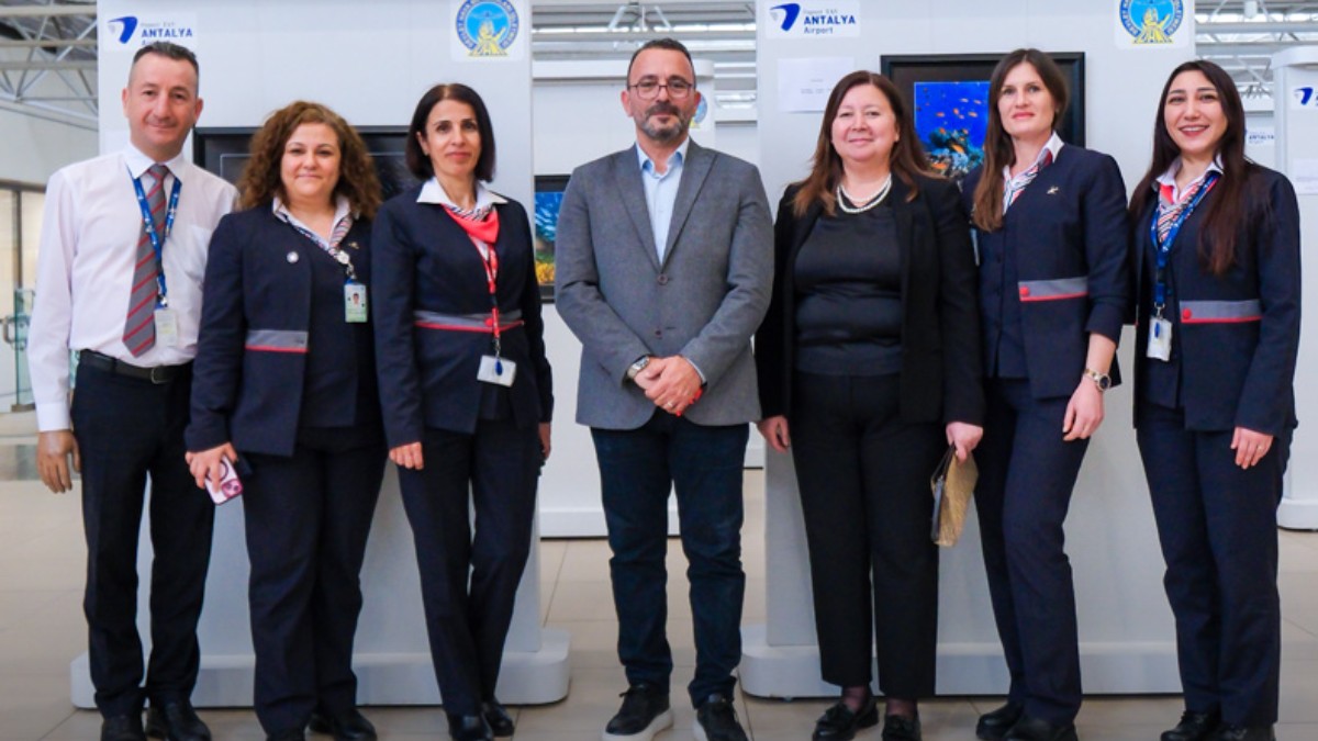 Antalya Havalimanı Sualtı Dünyasıyla Buluşuyor: 'Kaptan'ın Seyir Defteri' Açıldı - Antalya Havalimanı Haberi