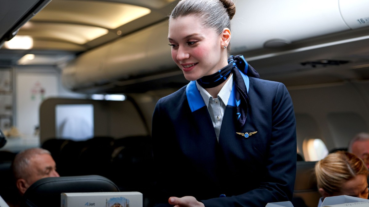 AJet Ramazan’da Gökyüzünde İftar ve Sahur İkramıyla Gönülleri Fethetti - AJet Haberi