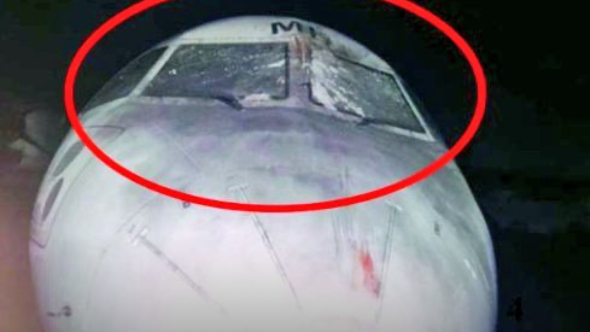 Myanmar Havalimanı Drone Saldırısı Nedeniyle Kapandı: Tüm Uçuşlar Durduruldu - Dünya Havalimanları Haberi