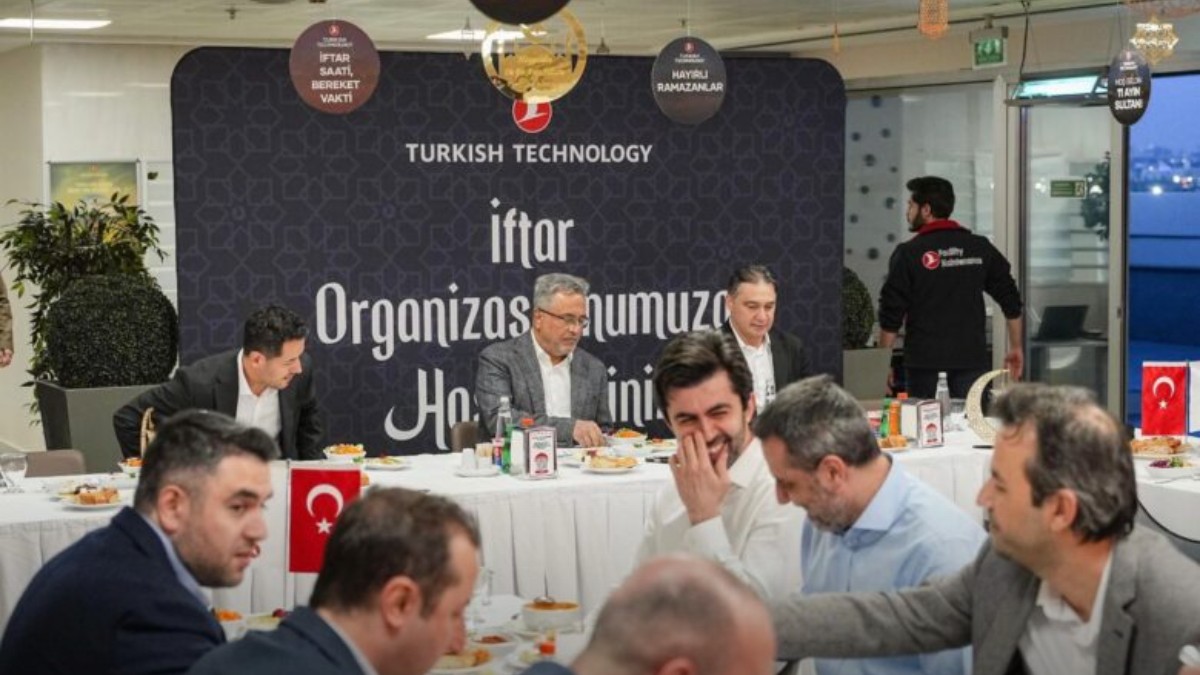 THY Yönetimi, Turkish Technology Ekibiyle Buluştu: Dijitalleşme ve Küresel Vizyon Vurgusu - Türk Hava Yolları Haberi