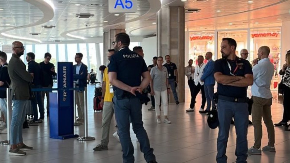 İtalya Havacılık Sektörü Grevde: 26 Şubat'ta Uçuşlar Tehlikede! - Seyahat ve Yaşam Haberi