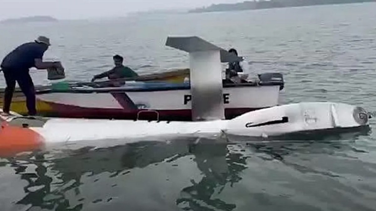 Hindistan'da Havada Panik: Pawan Hans Helikopteri Denize Acil İniş Yaptı, Tüm Yolcular Kurtarıldı - Genel Havacılık Haberi