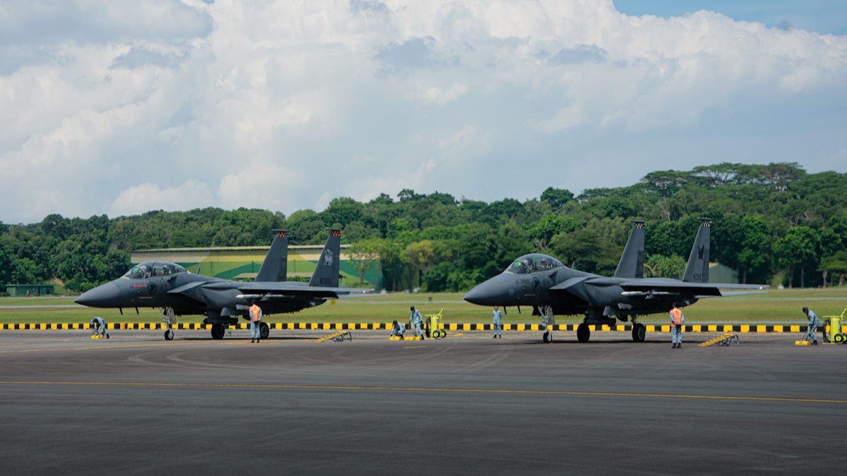 İsrail Vurdu: İran'ın Kalbinde İki Savaş Uçağı Yerle Bir Oldu - Global Askeri Havacılık Haberi