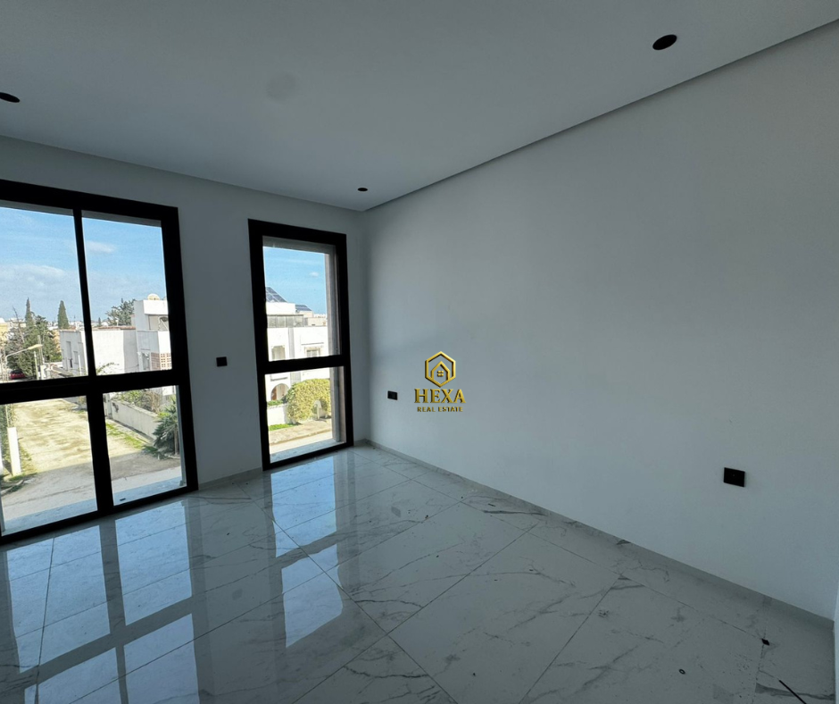 شقة S+2 للبيع في سيدي فرج، سكرة، أريانة