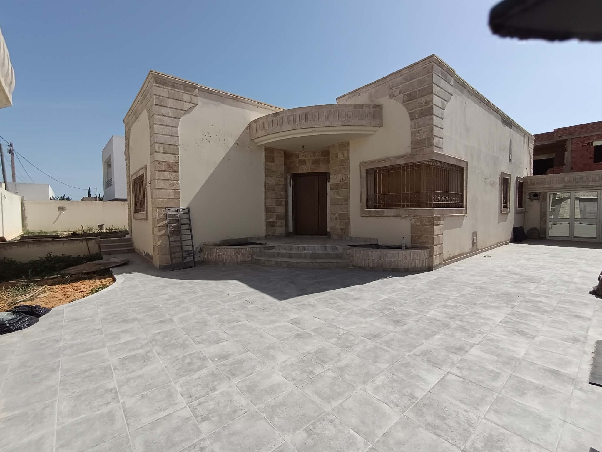 فيلا S+3 للبيع في قرمدة، صفاقس الجنوبية، صفاقس