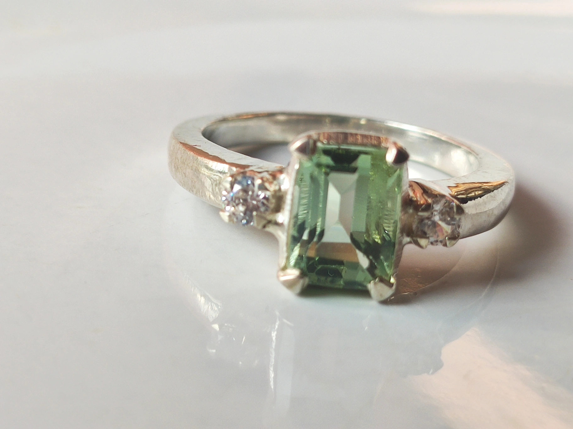 Green Aquamarine Sterling Silver Ring - Image 1