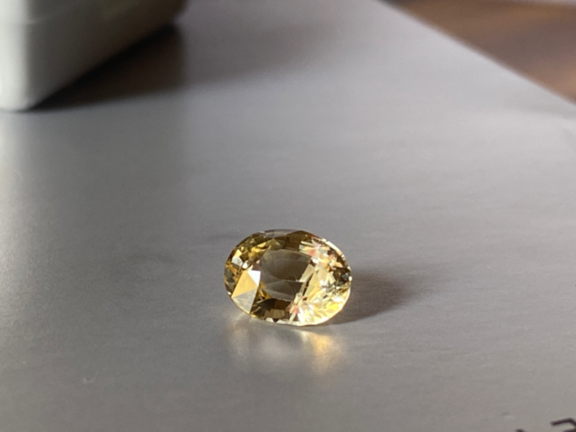 Yellow sapphire 1.55ct Oval Mixed Cut thumbnail 5