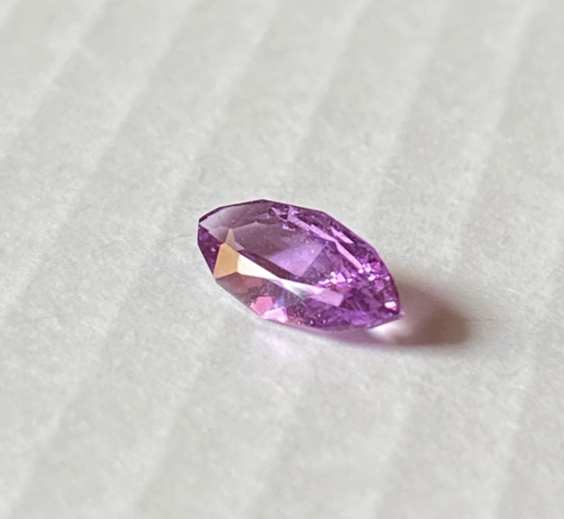 Pink Sapphire - 0.95ct thumbnail 3