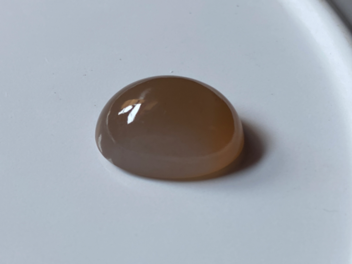 Peach Moonstone - 13.65ct thumbnail 2