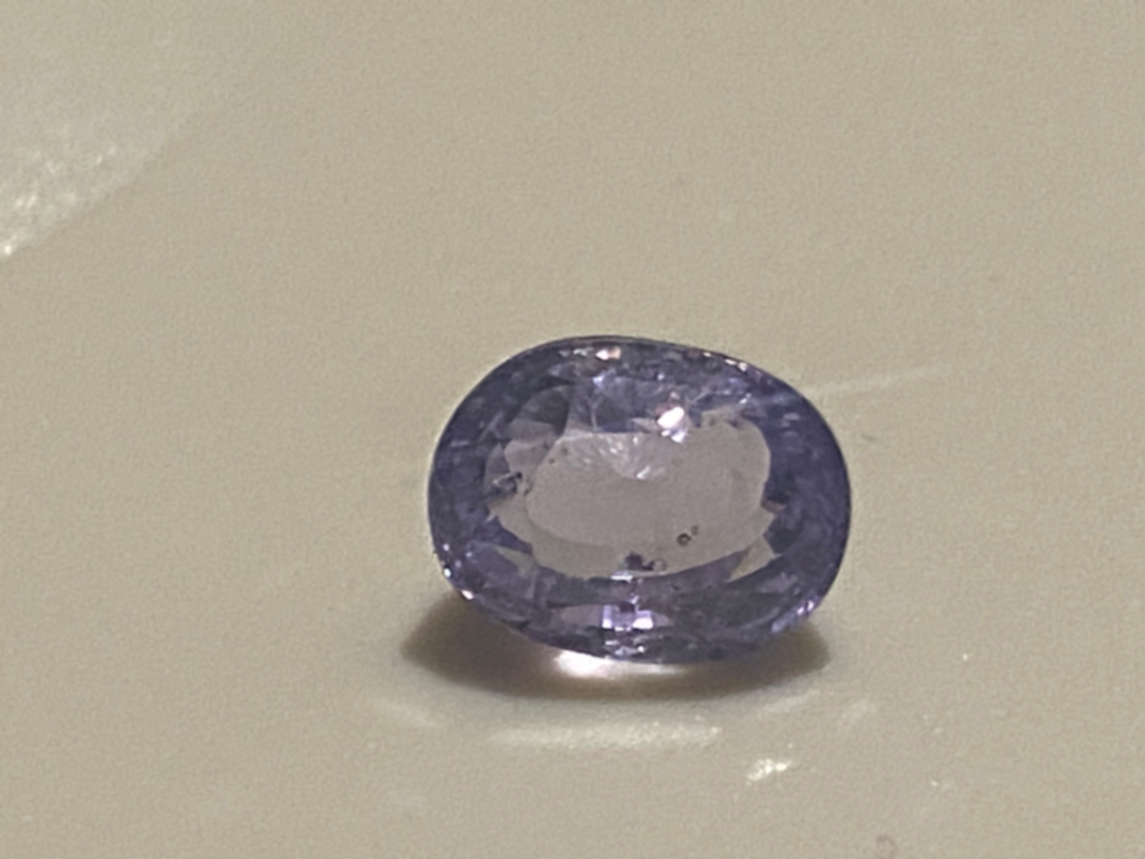 White Sapphire - 2.10ct - Image 1