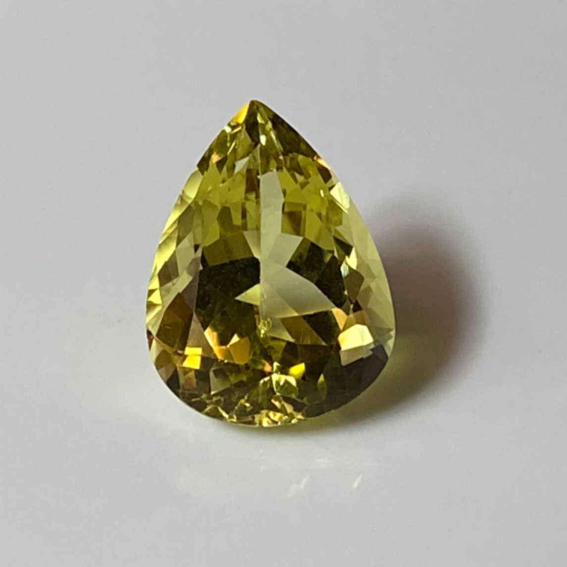 Lemon Topaz - 13.80ct thumbnail 3
