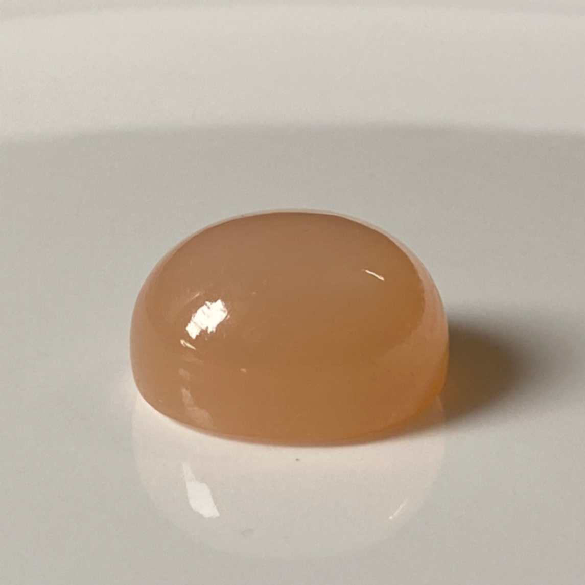 Peach Moonstone - 21.45ct thumbnail 2
