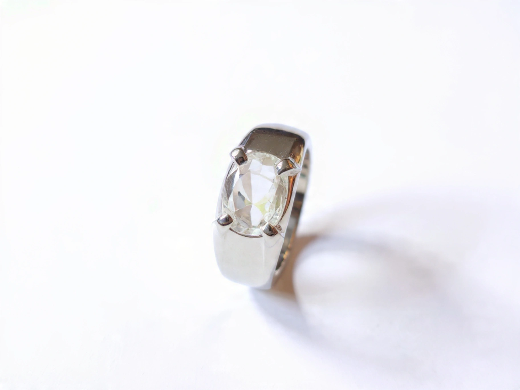 Natural White Zircon Sterling Silver Ring thumbnail 3