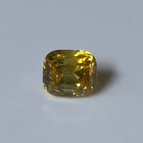 Yellow sapphire 2.5ct Cushion Mixed Cut thumbnail 8