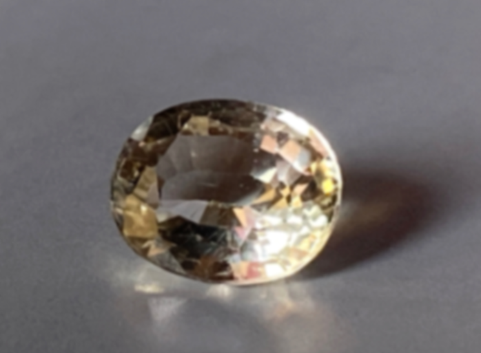 Yellow sapphire - 0.85ct thumbnail 2