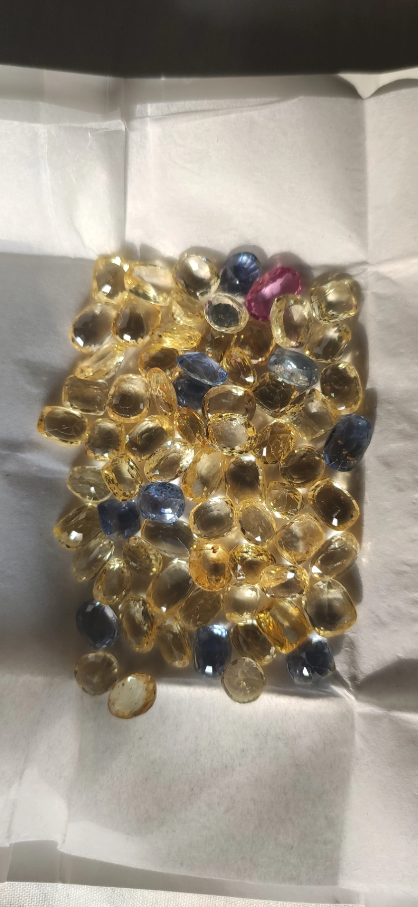 Mixed Sapphire Lot (Light Lustre) - 2ct Avg | MOQ - 100ct