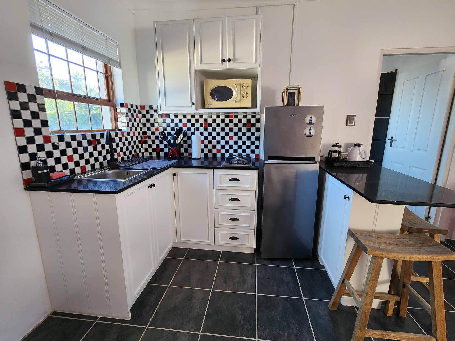 Lighthouse Suite Kitchenette - Everything you need for a home-cooked meal