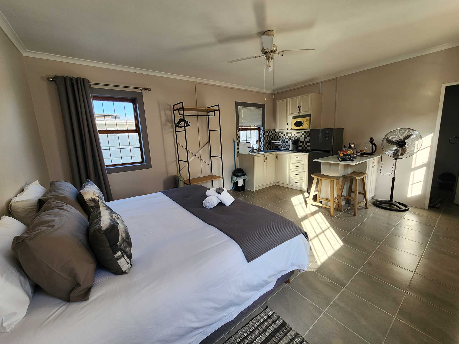 Little Addo Suite Wide Angle - Spacious room with everything you need to relax