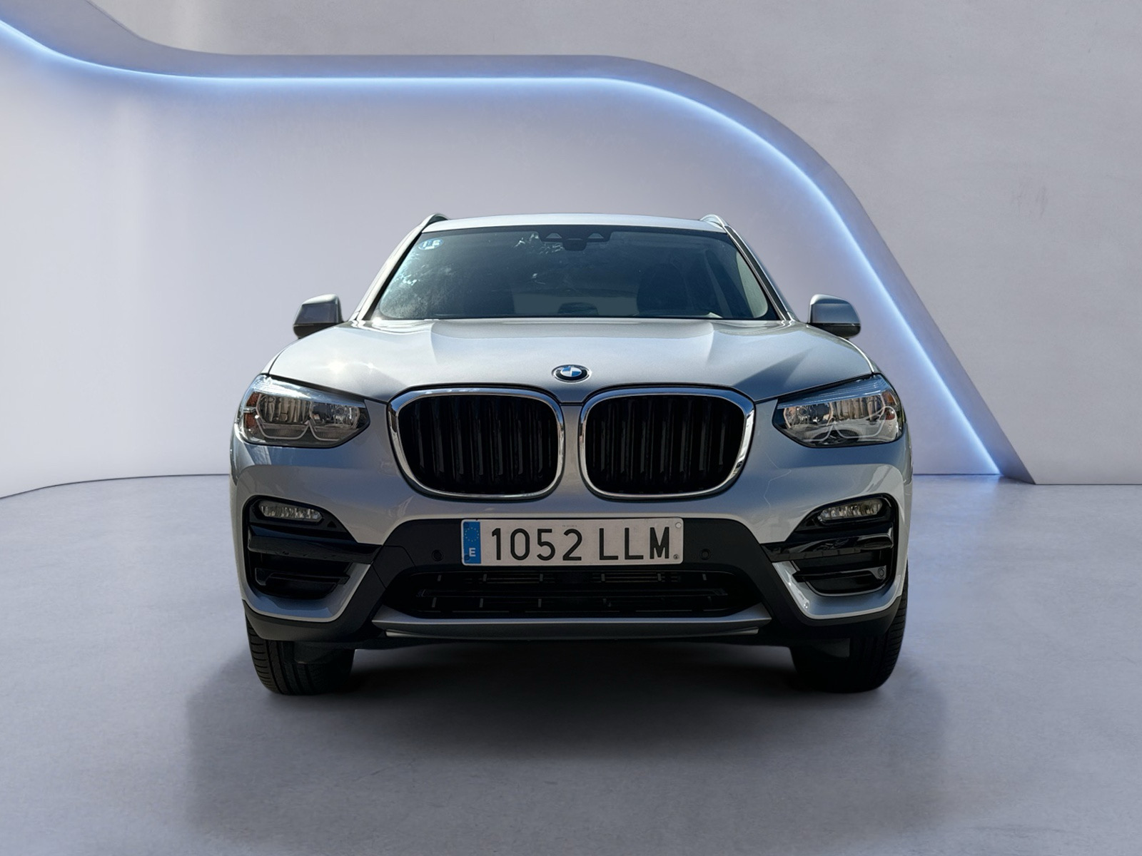 BMW X3 xDrive30e xLine image 2