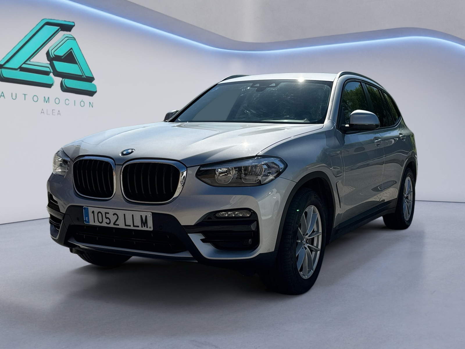 X3 xDrive30e xLine