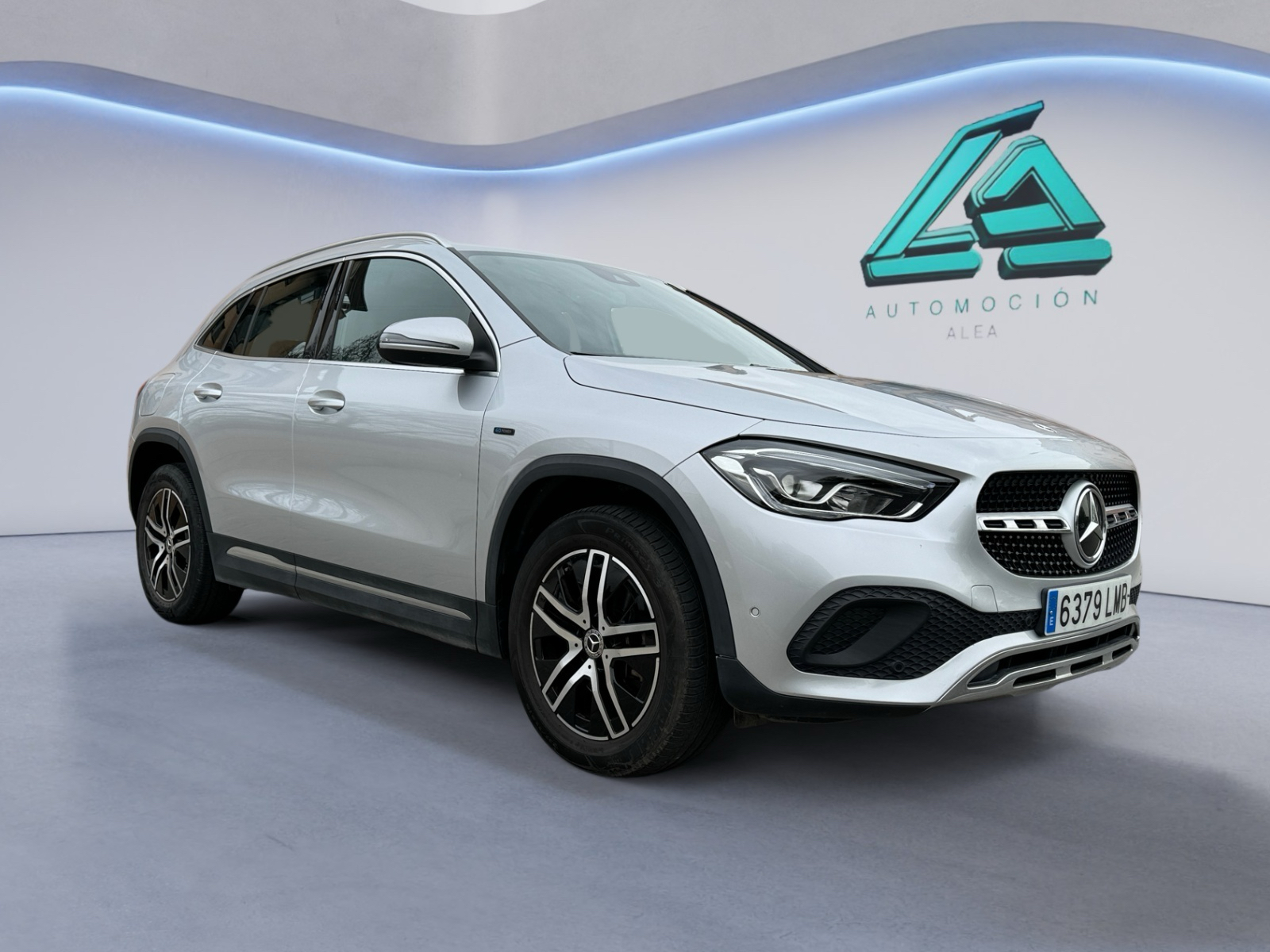 Mercedes GLA 250e AMG image 0