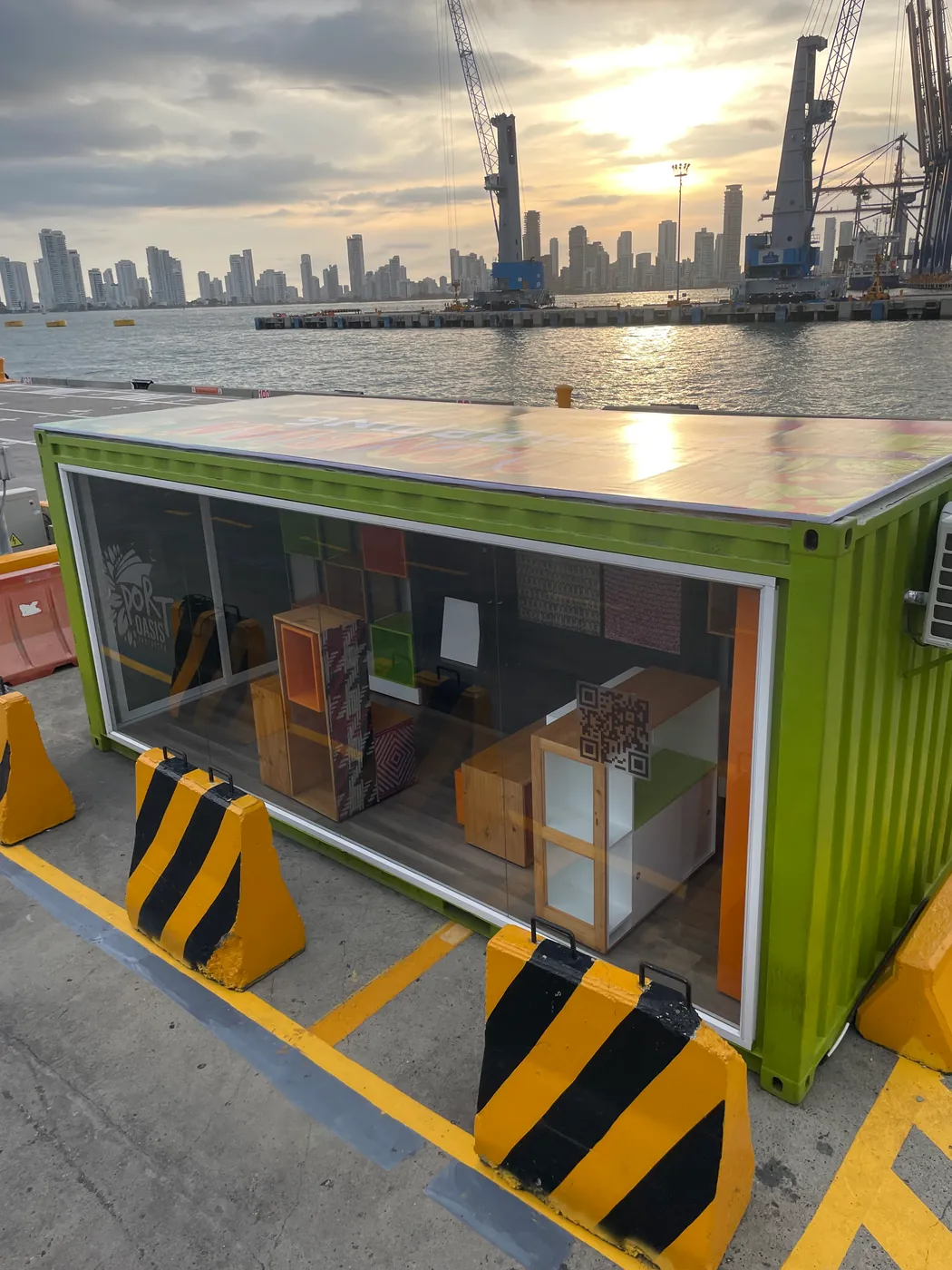 Terminal De Cruceros Tienda Contenedor - Imagen 11