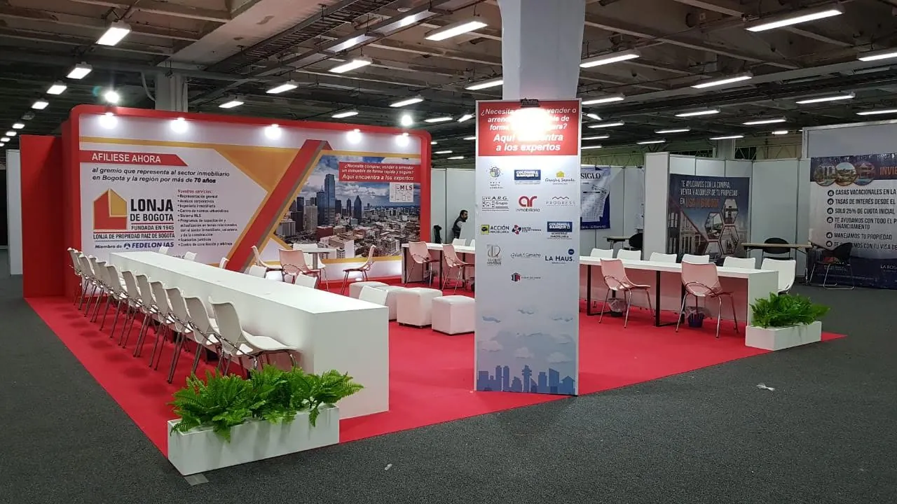 Lonja De Bogotá Stand Gran Salón Inmobiliario - Imagen 2
