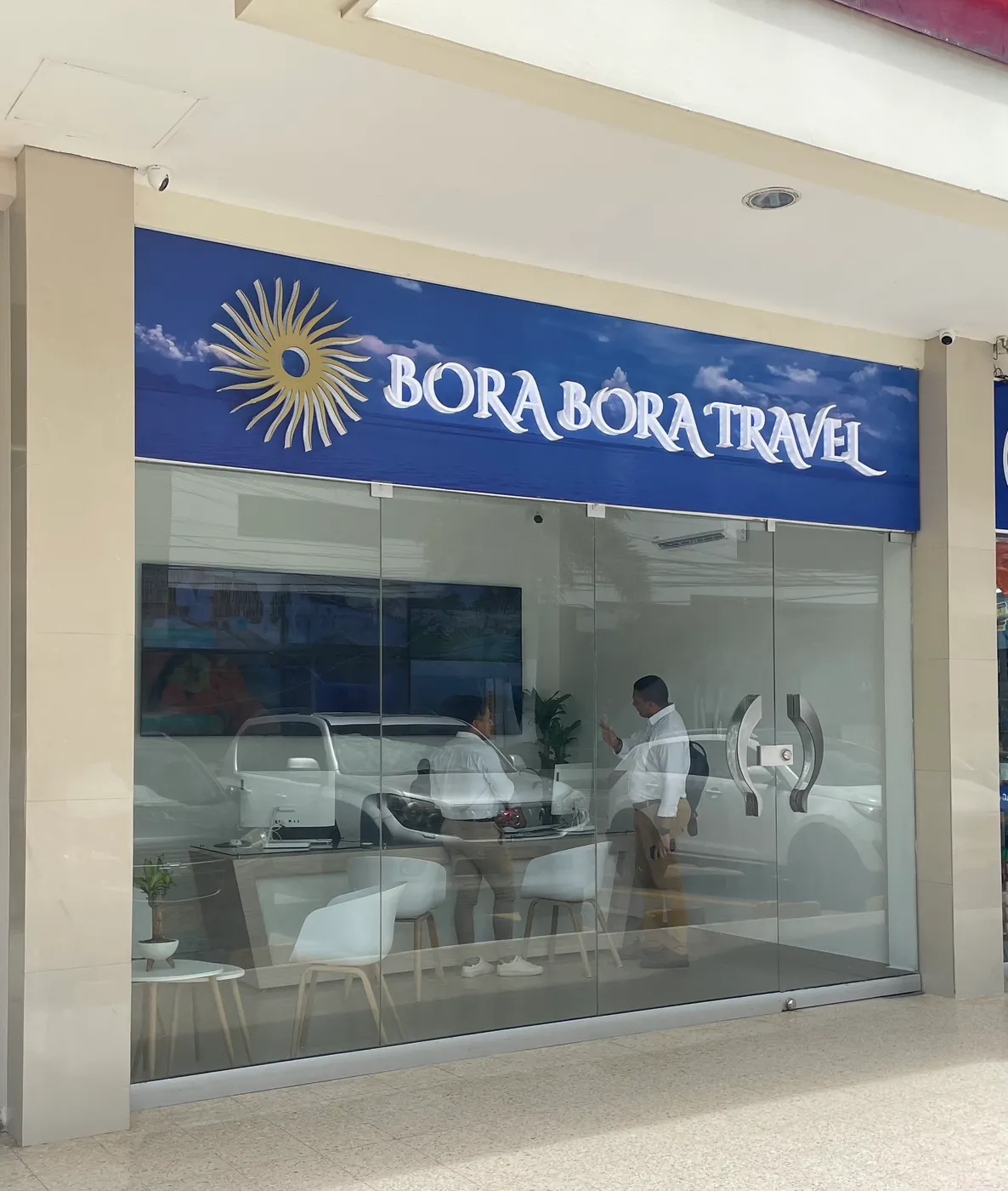 Bora Bora Aviso Iluminado Y Visibilidad De Marca