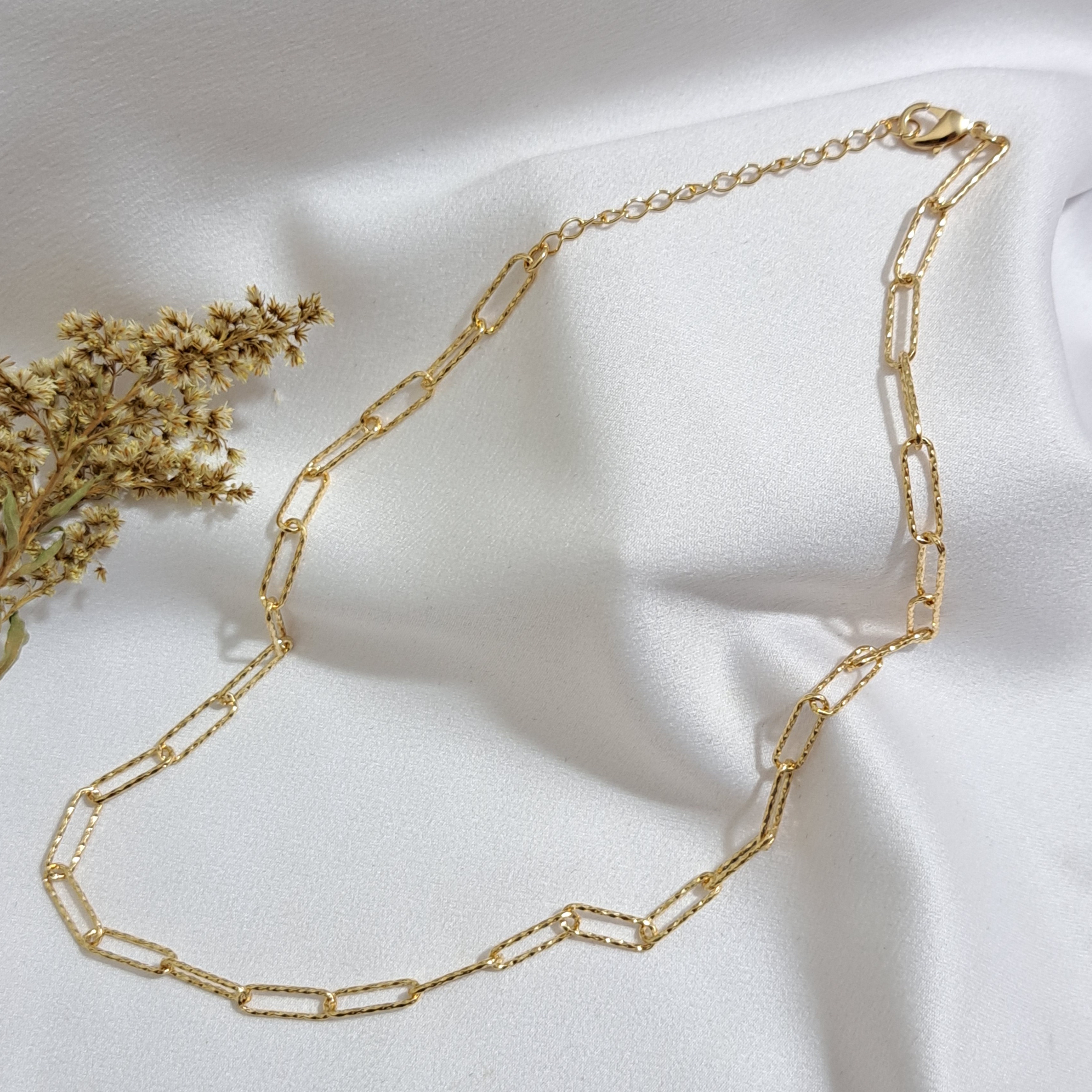 Foto de colar cartier diamantado