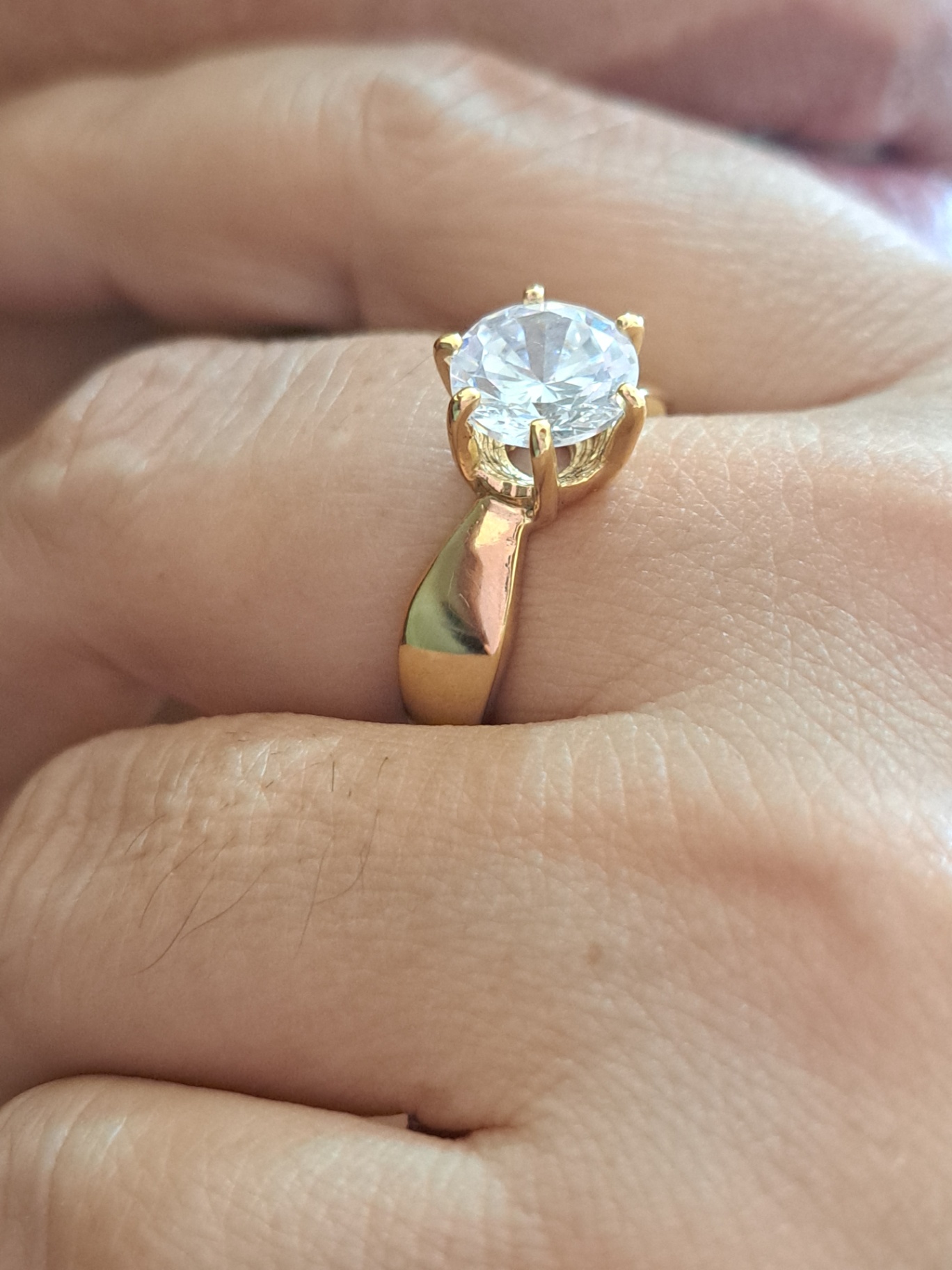 Foto de anel solitário imperial zircônia Foto de anel solitário imperial zircônia