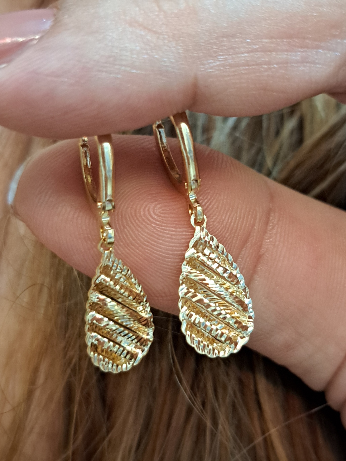 Foto de argola gota diamantada Foto de argola gota diamantada