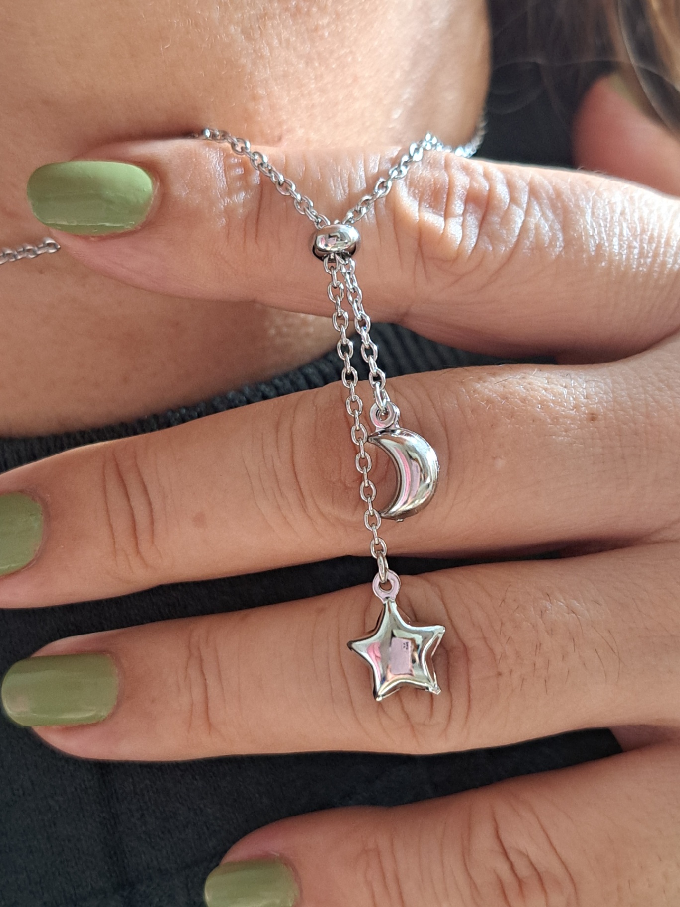 Foto de colar gravatinha lua e estrela aço inox