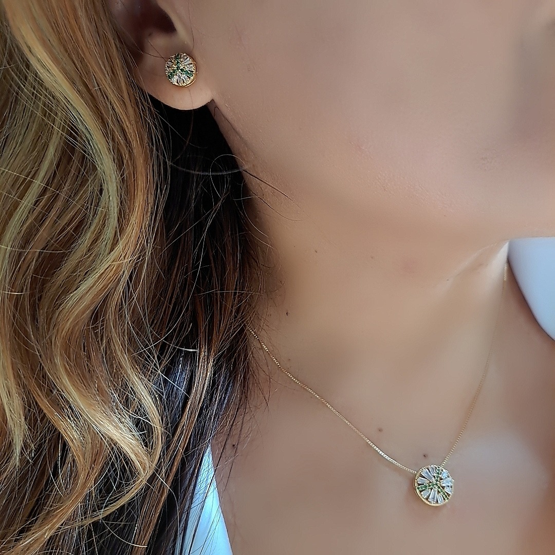 Foto de conjunto redondo baguetes e microzircônias