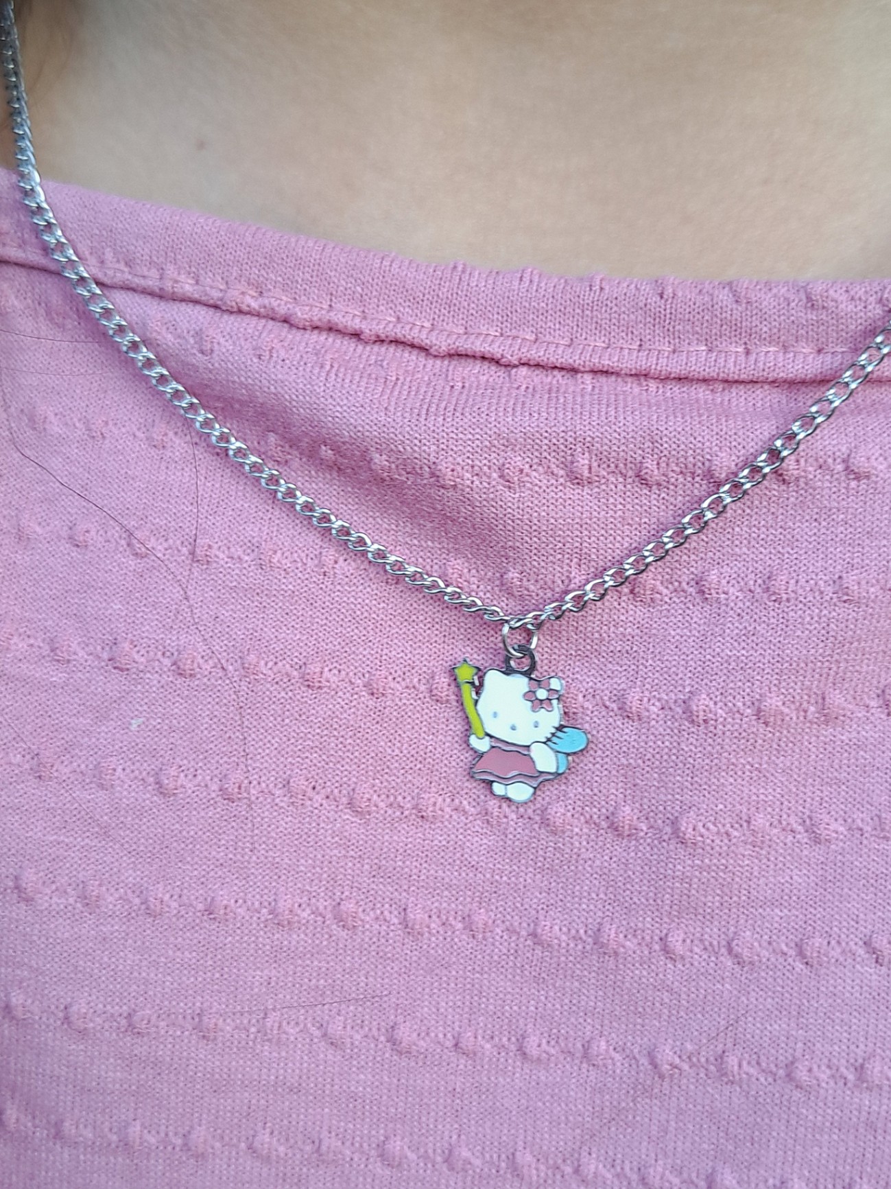 Foto de conjunto resinado hello kitty em aço inox