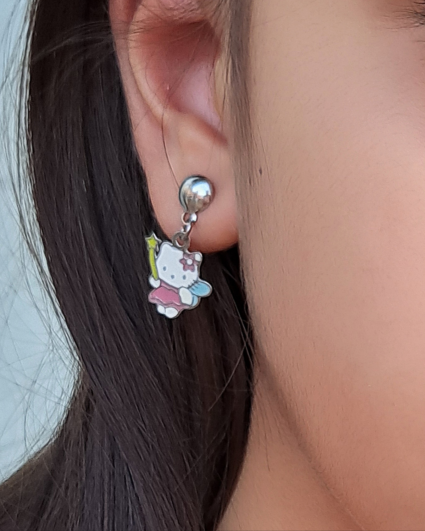 Foto de conjunto resinado hello kitty em aço inox